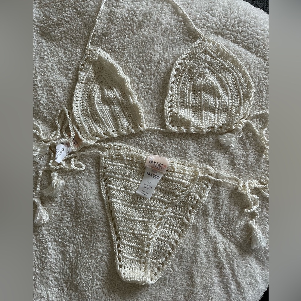 House of CB crochet bikini top and bottom size medium